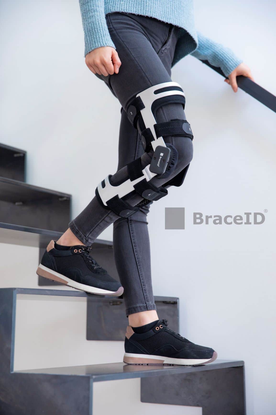 Functional Knee Brace